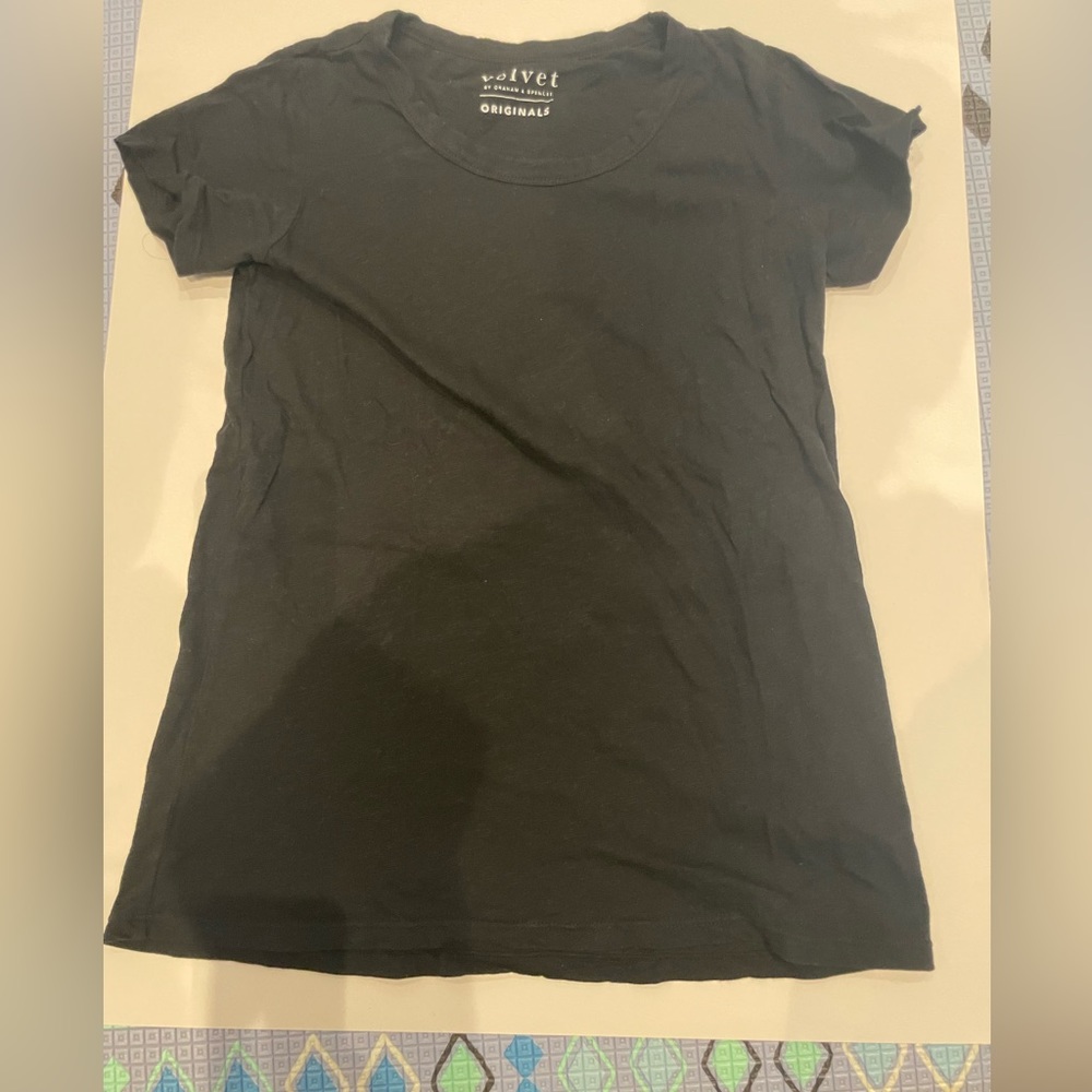 Velvet black tshirt xs